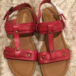 Women’s sandals